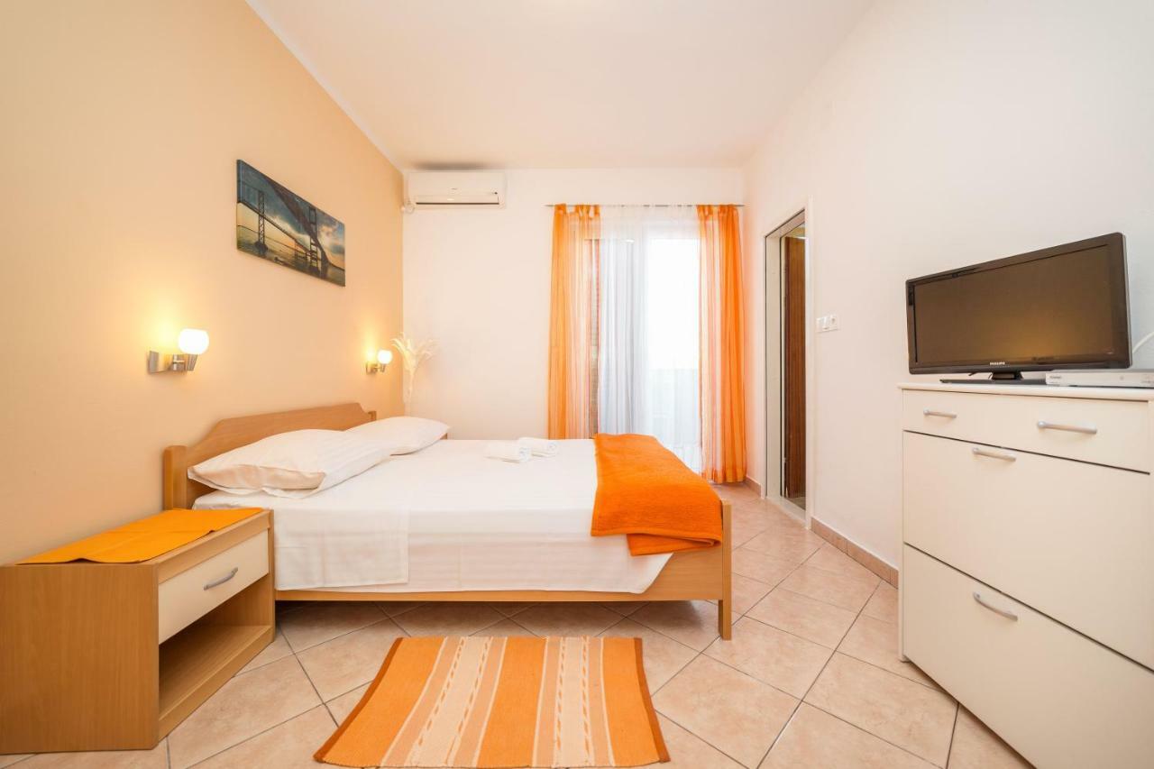 Apartments Maria Vodice Eksteriør billede