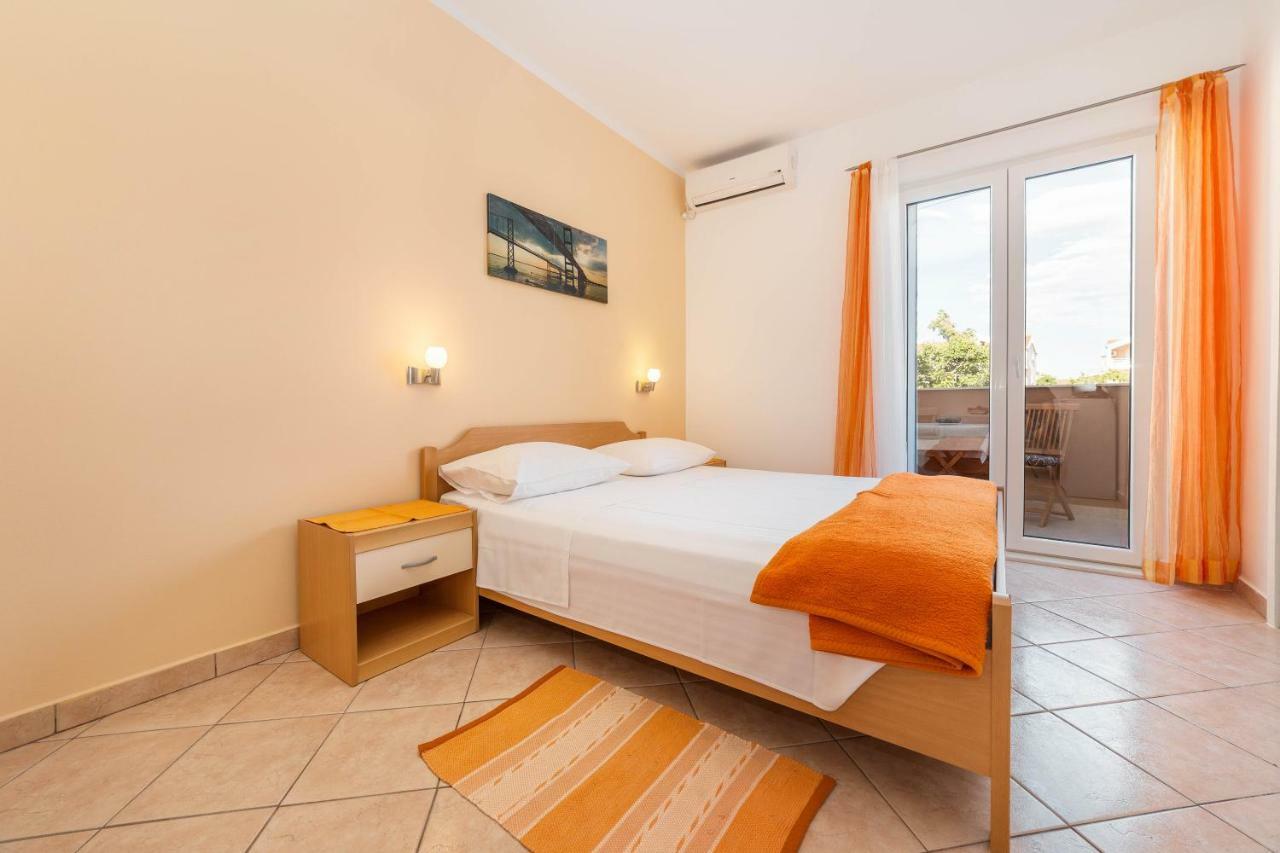 Apartments Maria Vodice Eksteriør billede