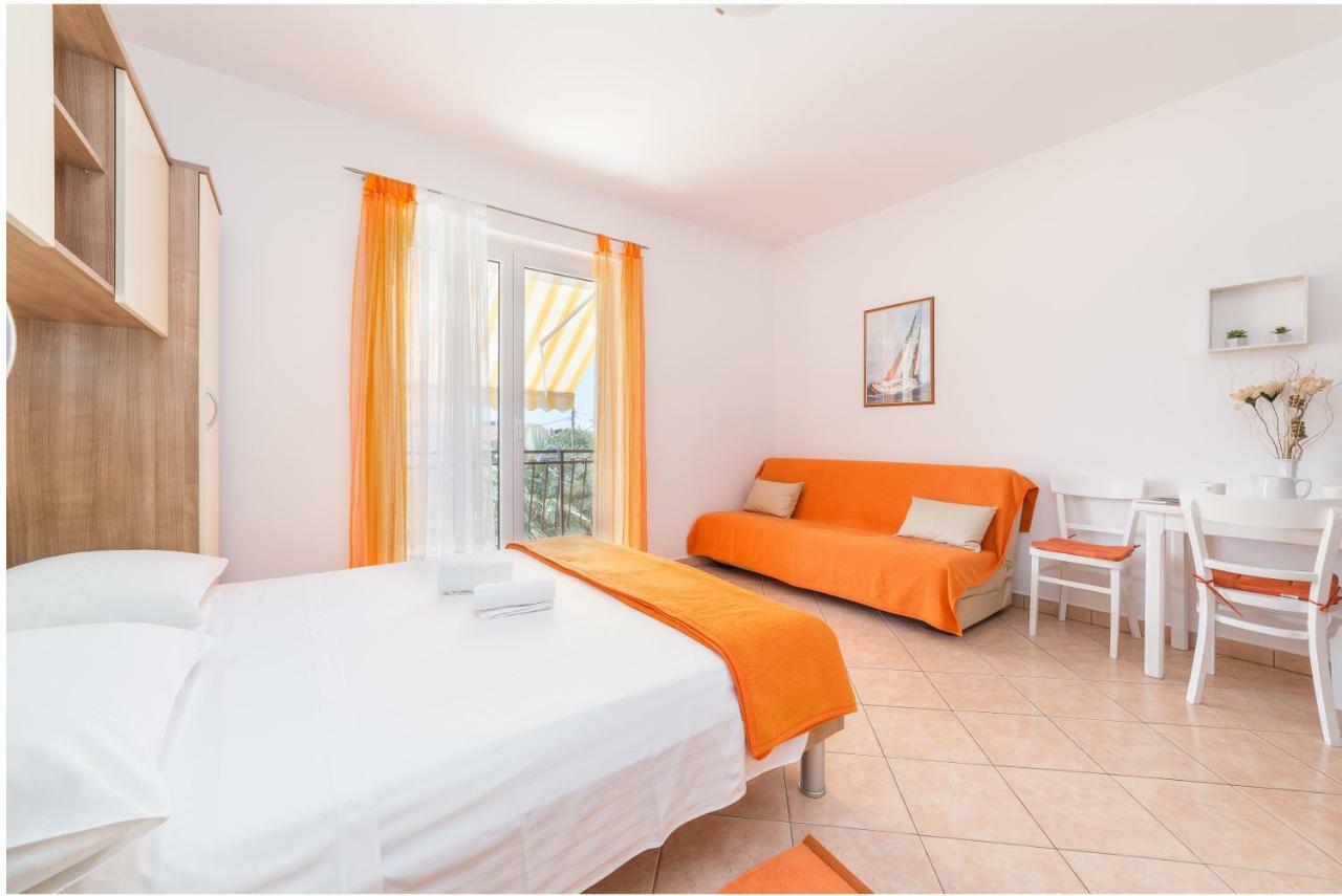 Apartments Maria Vodice Eksteriør billede